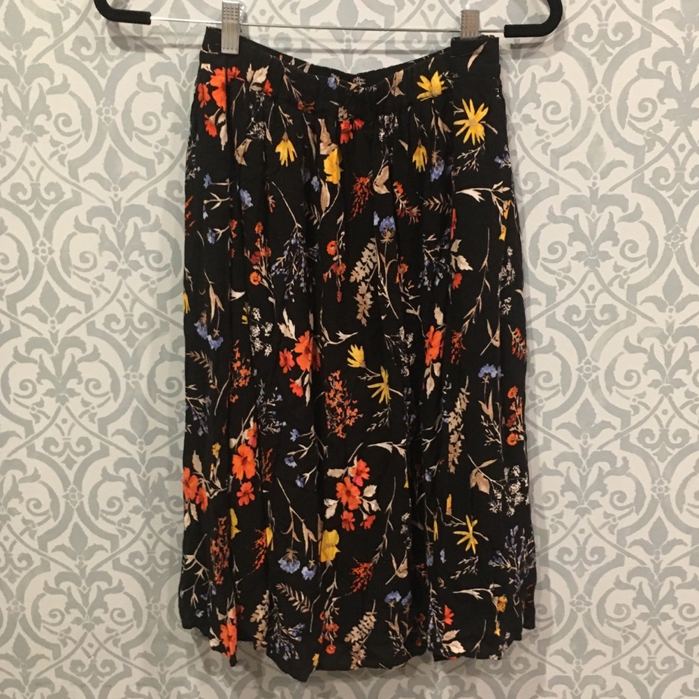 Floral midi skirt